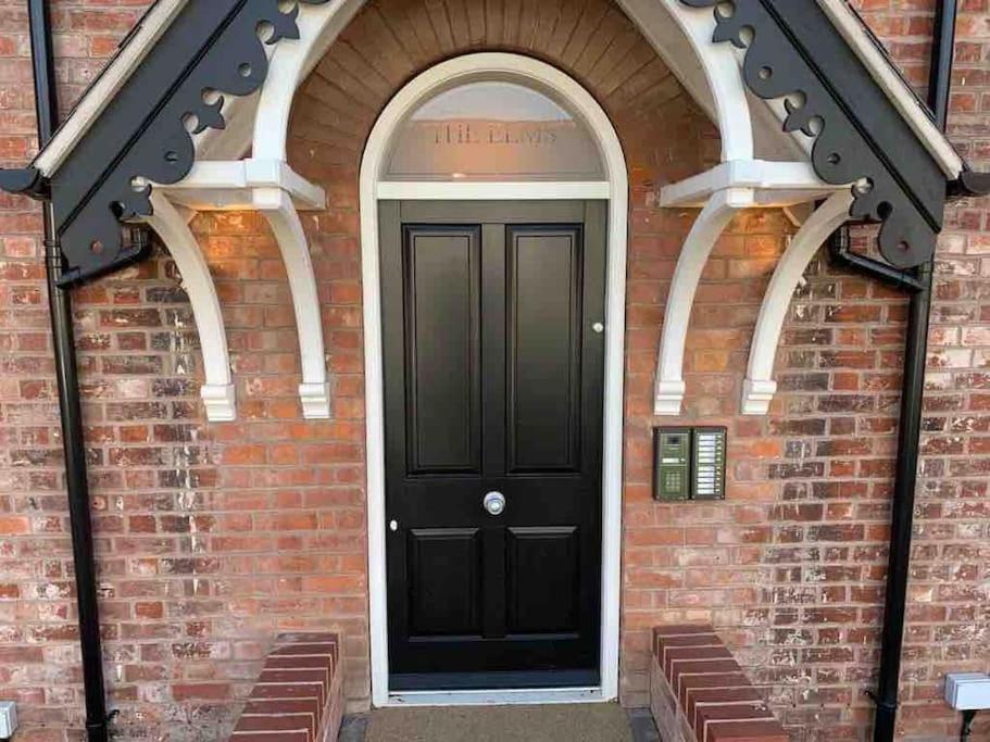 Boutique Luxury Apartment, High St, Henley-In-Arden Экстерьер фото